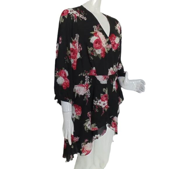 TORRID Wrap Top, 2/2X, Button/Tie, Black, Red floral, 3/4 sleeve, Poly/Washable - Picture 2 of 15